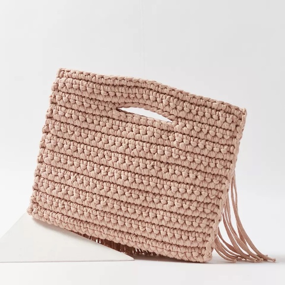 Binge Knitting Sophia cream Clutch New Chic Fringe Crochet Hand-knit Handbag - Picture 6 of 12